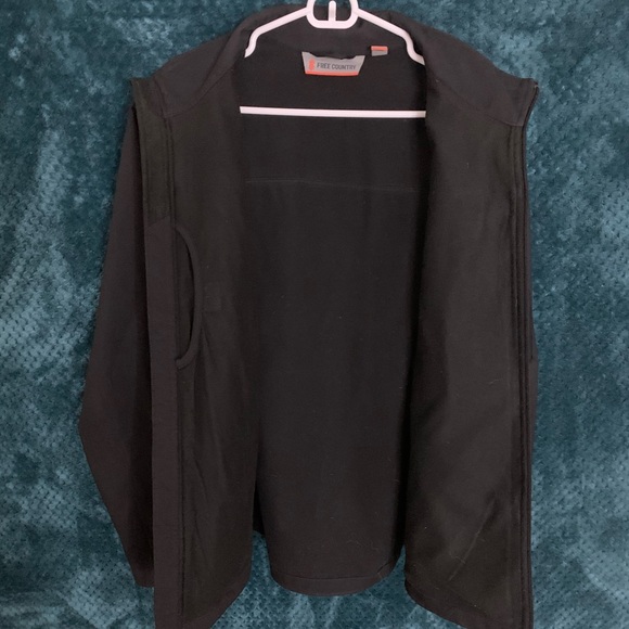 Free Country Soft Shell Jacket - Picture 3 of 6